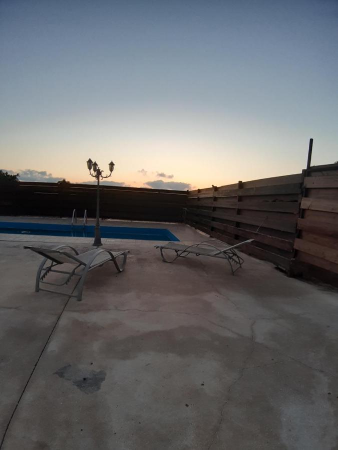 Sunset Villa パ フォス エクステリア 写真