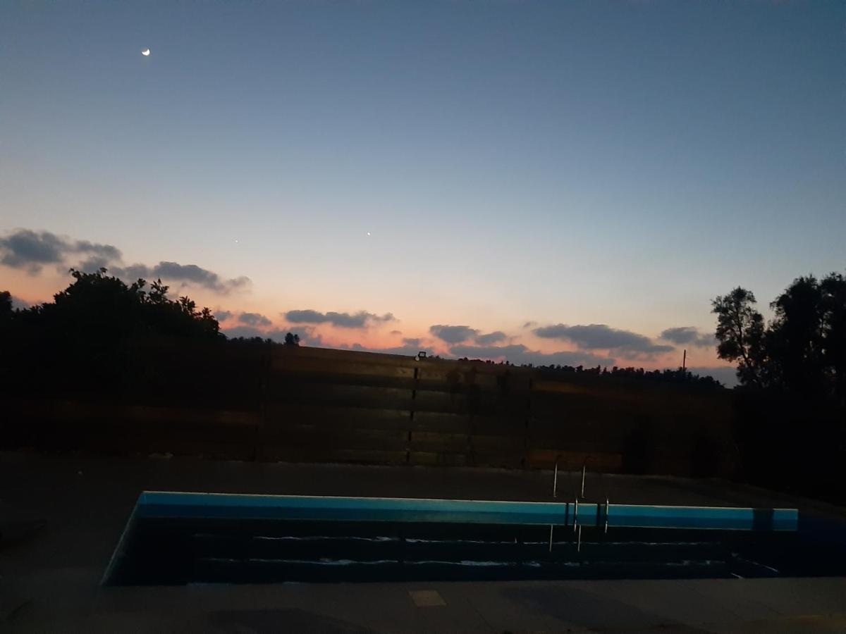 Sunset Villa パ フォス エクステリア 写真