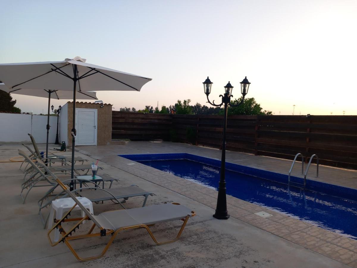 Sunset Villa パ フォス エクステリア 写真